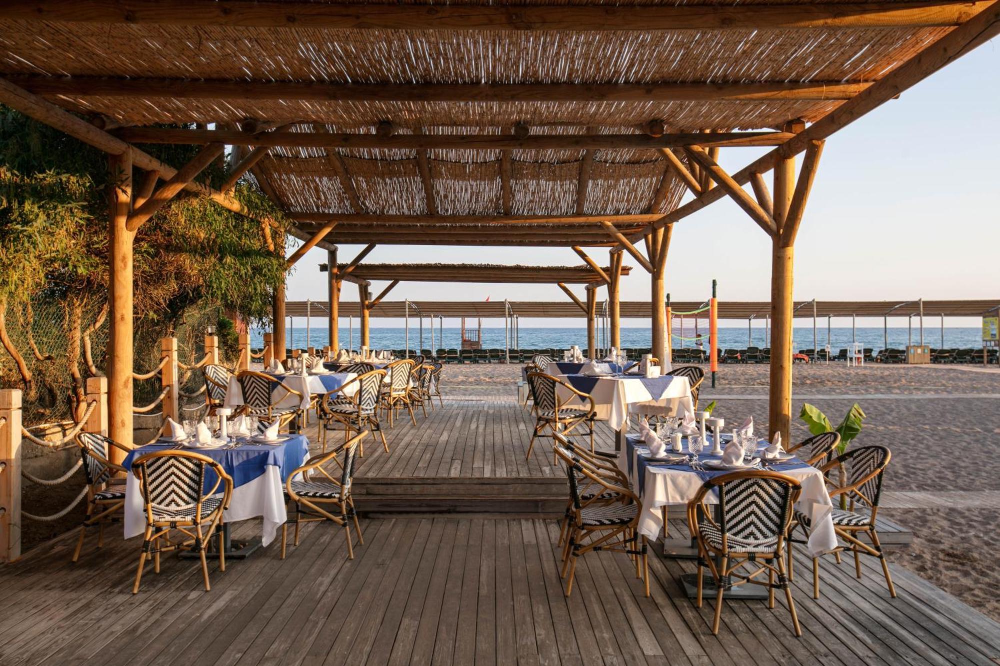 Resort Megasaray Side