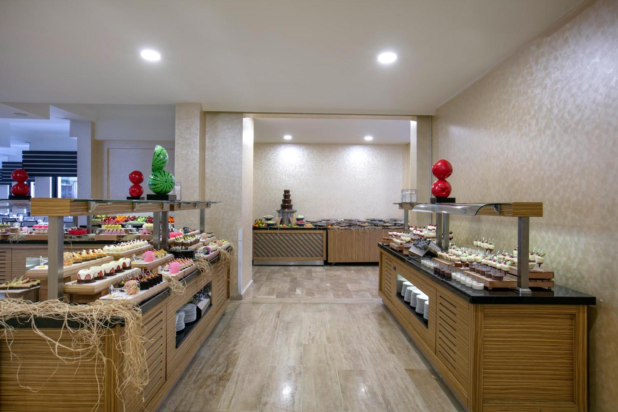 Megasaray Курортний комплекс 5*